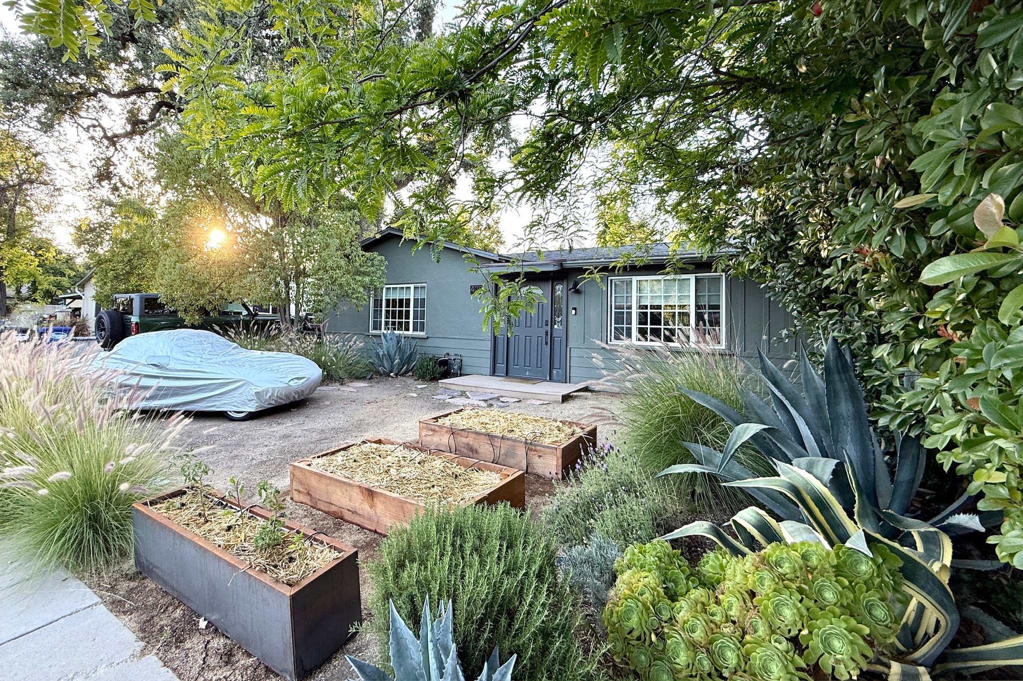 Ojai House: 408 Franklin Dr