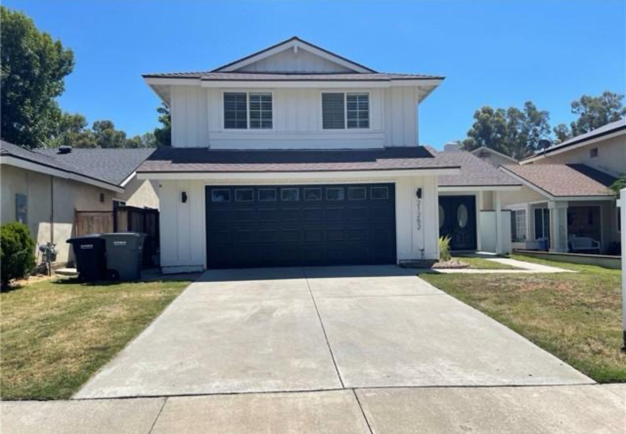 Lake Forest House: 21252 Forest Meadow Dr