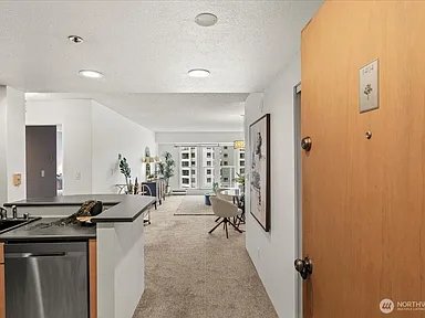 seattle Apartment: 121 Vine Street