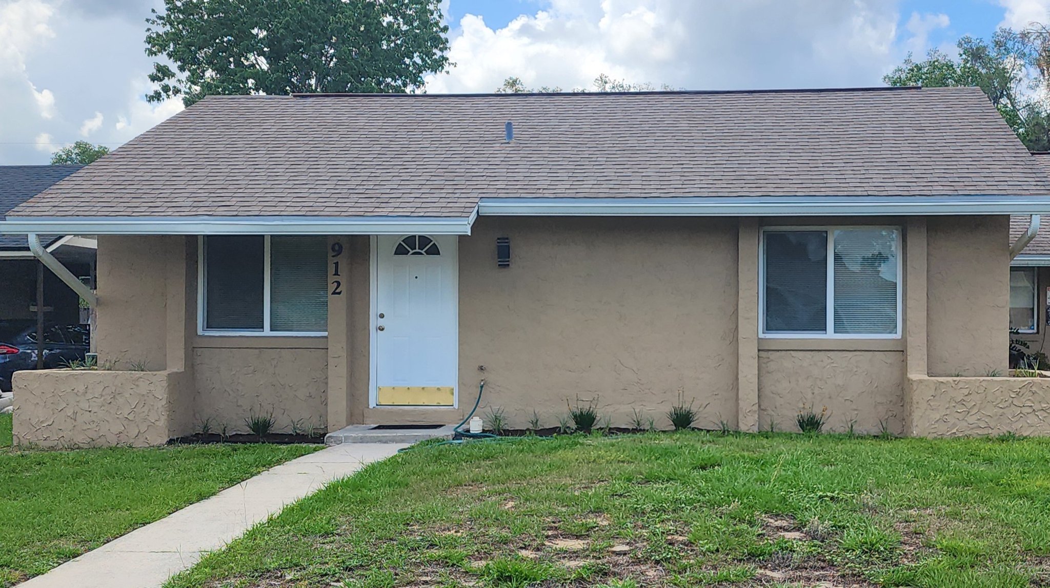 Longwood House: 912 Bryan ct