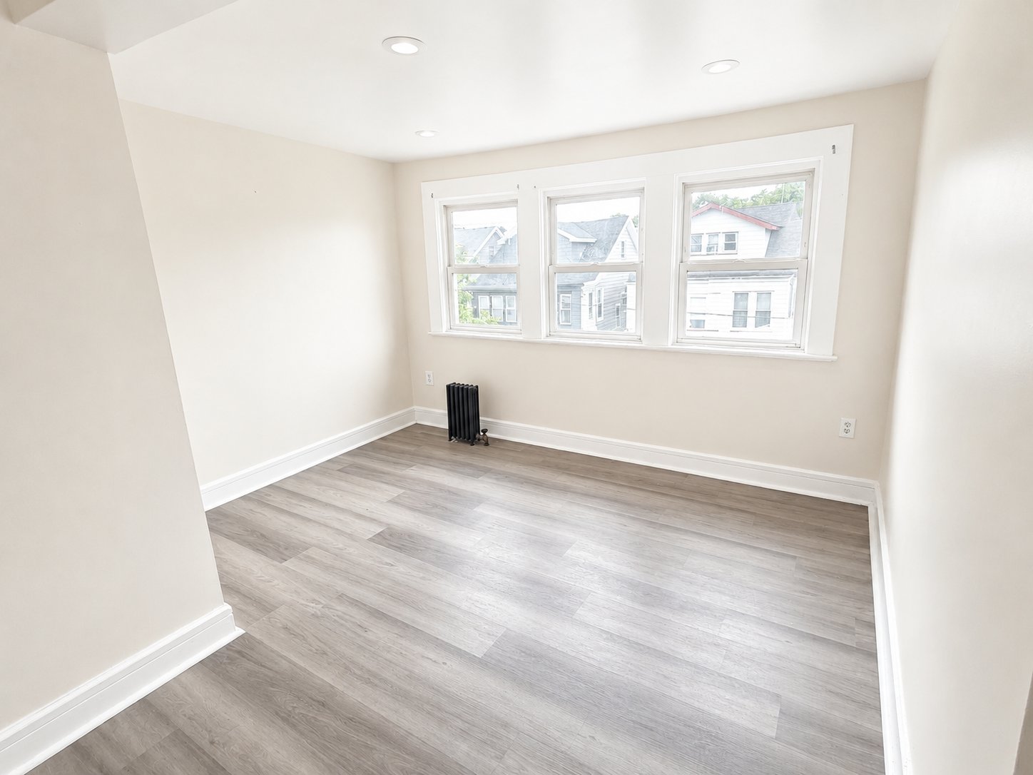 Irvington Condo: 180 Columbia Ave