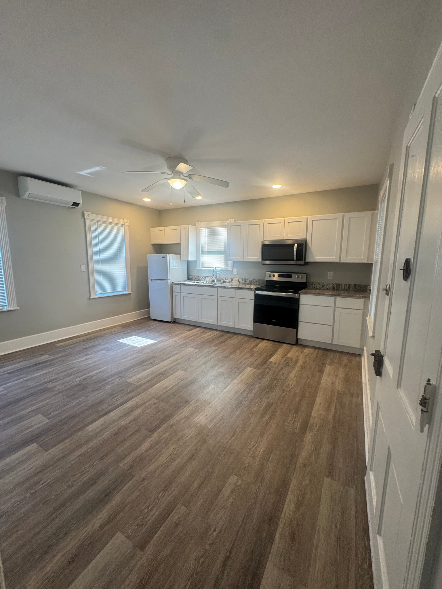 Nazareth Apartment: 5900 Sullivan Trail