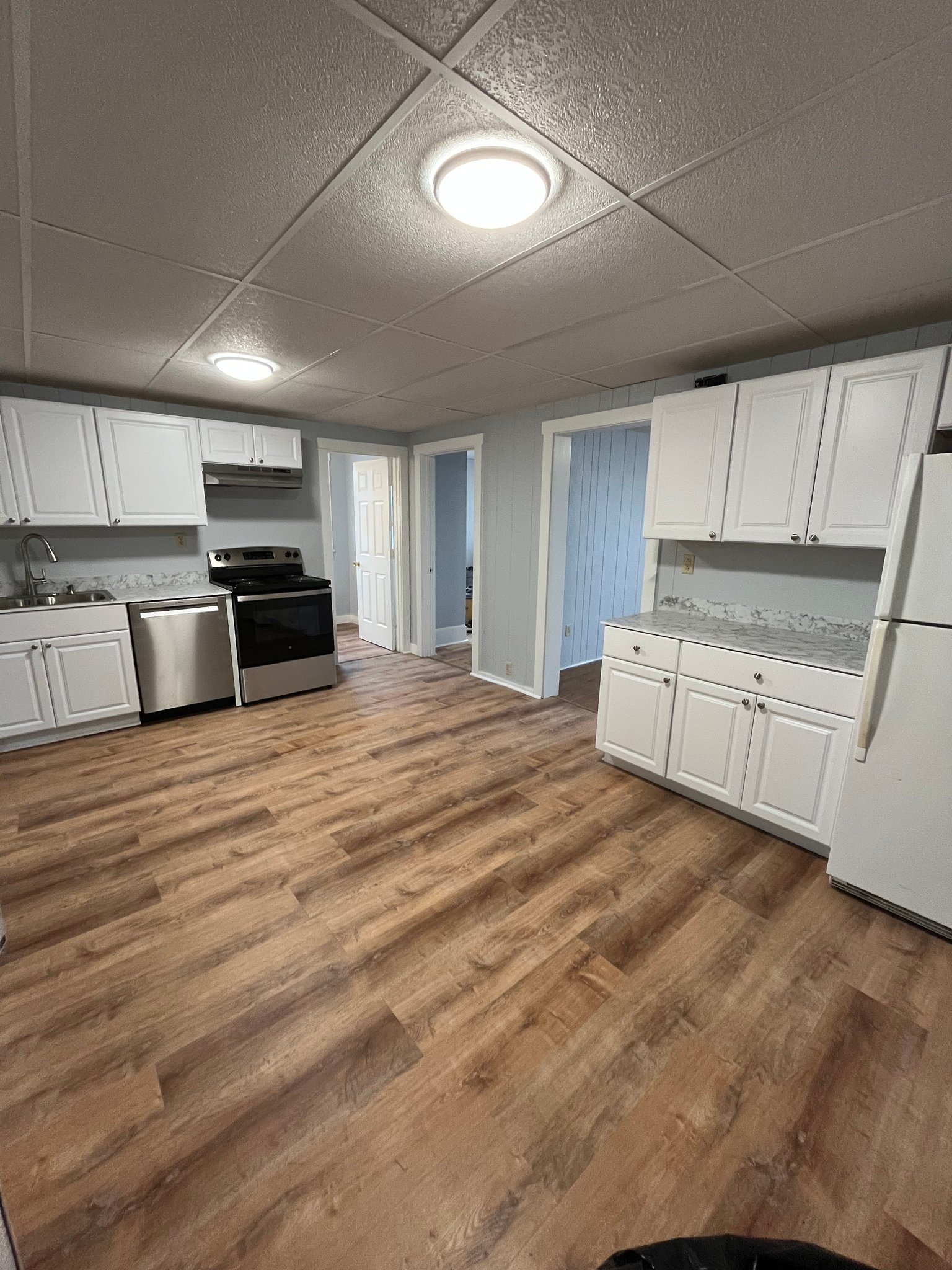 Gardner Apartment: 19 Glenwood st.