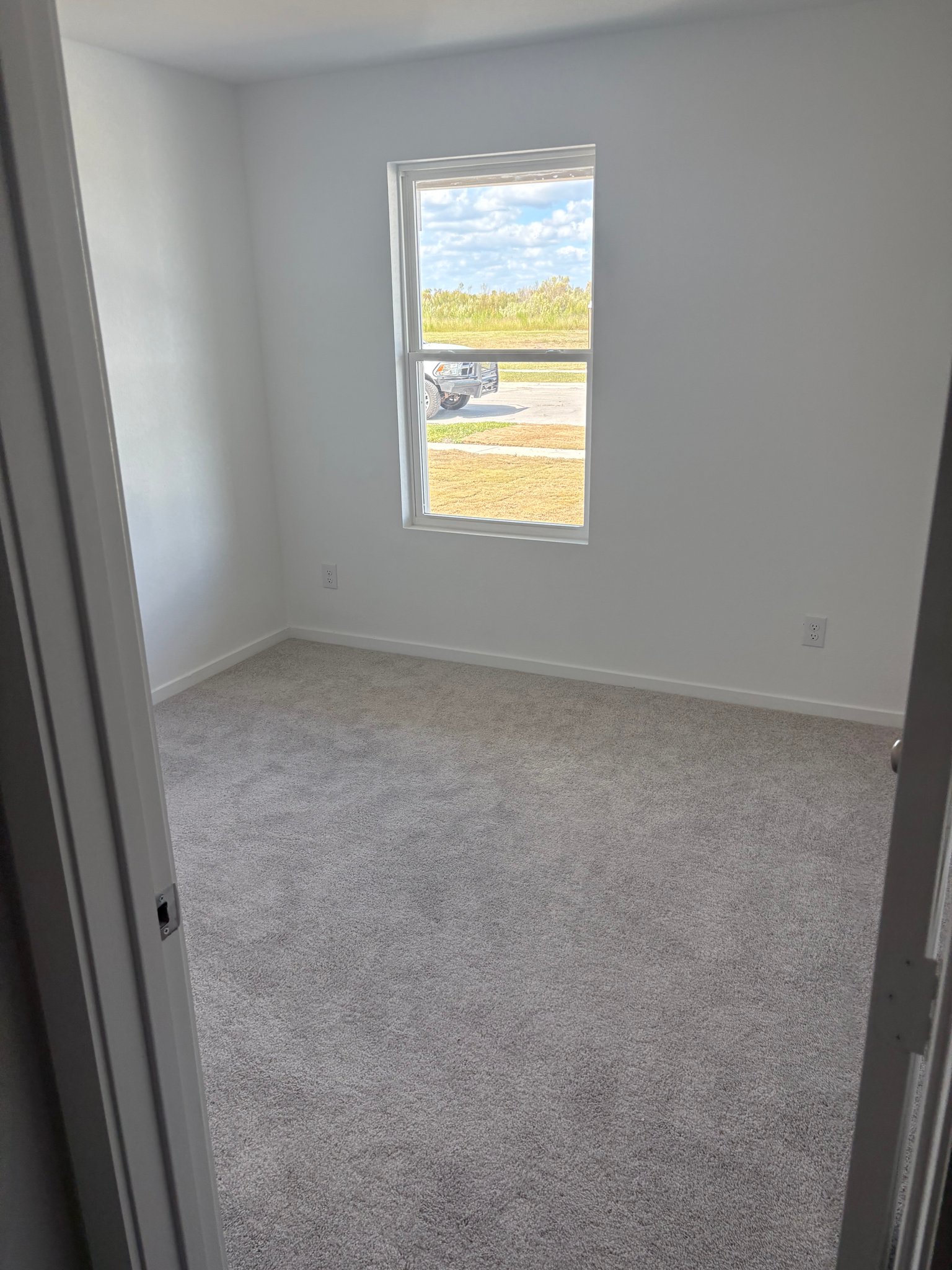 Odem Single Room: 112 meadowbrook dr