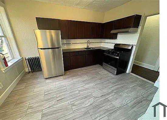 Newark Apartment: 691 Elizabeth Avenue