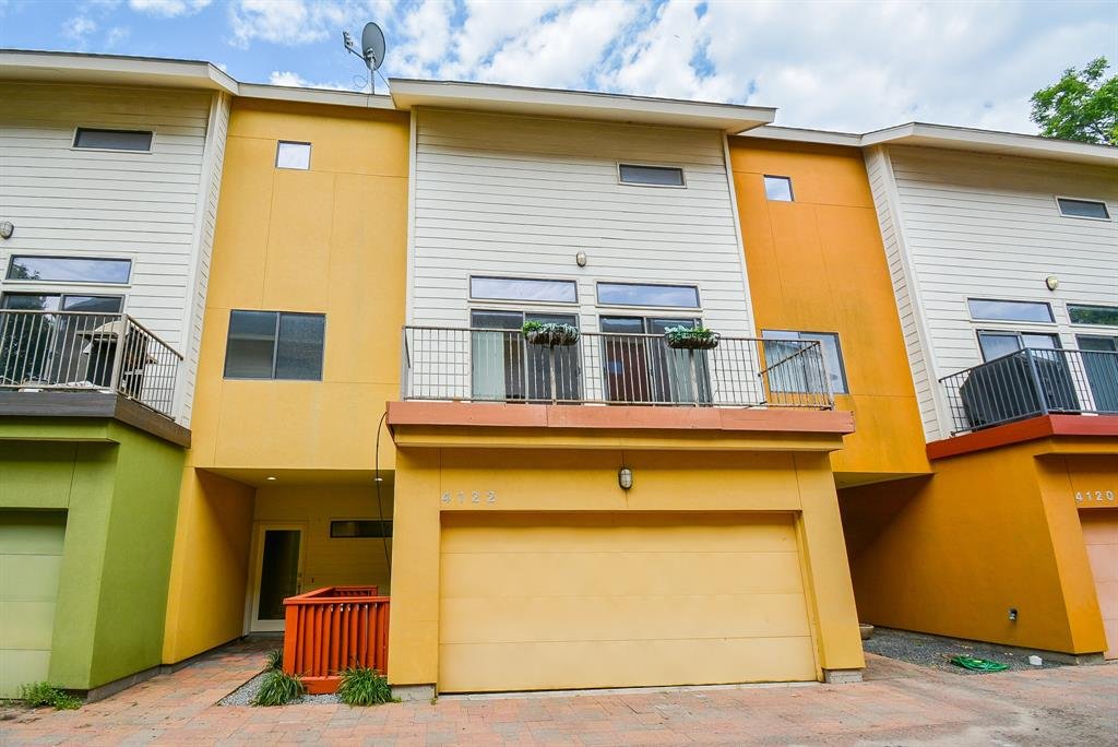 Houston Townhome: 4122 Spencer St