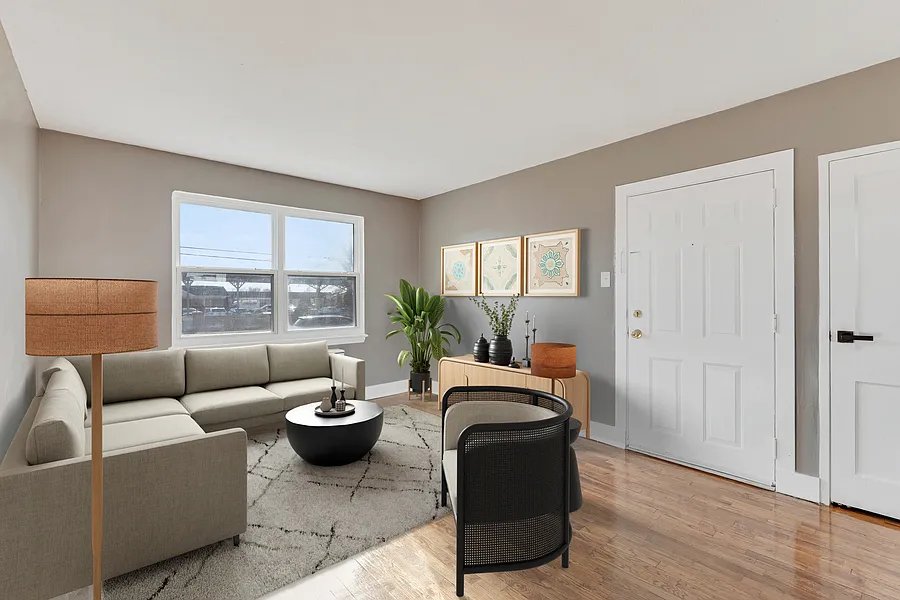 Pleasantville Apartment: 1006 S Main St