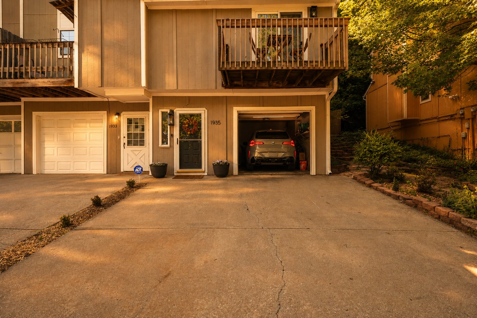 Kansas City Townhome: 1935 Lawrence Ct