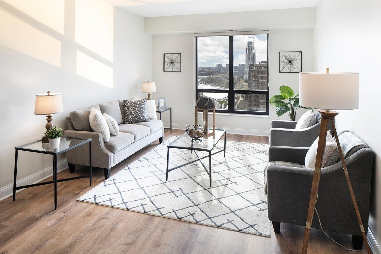 Minneapolis Condo: 100 3rd Ave S