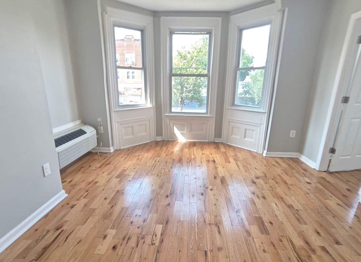 Newark Condo: 738 Clinton Ave