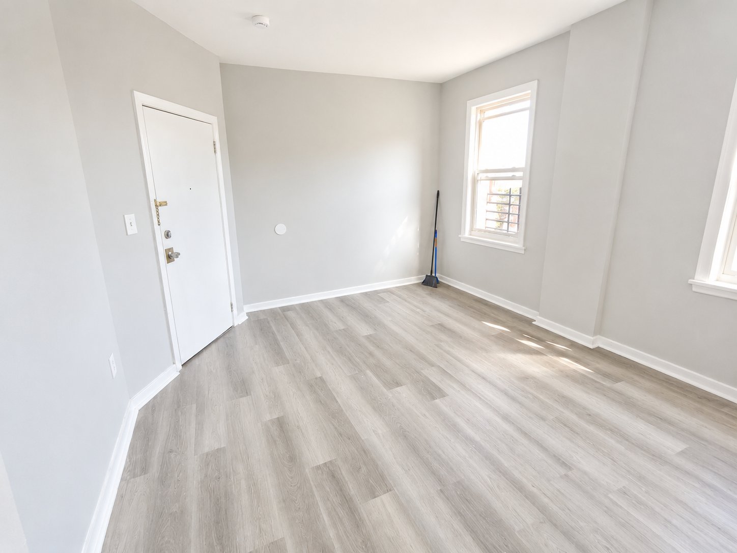 Newark Condo: 233 Littleton Ave