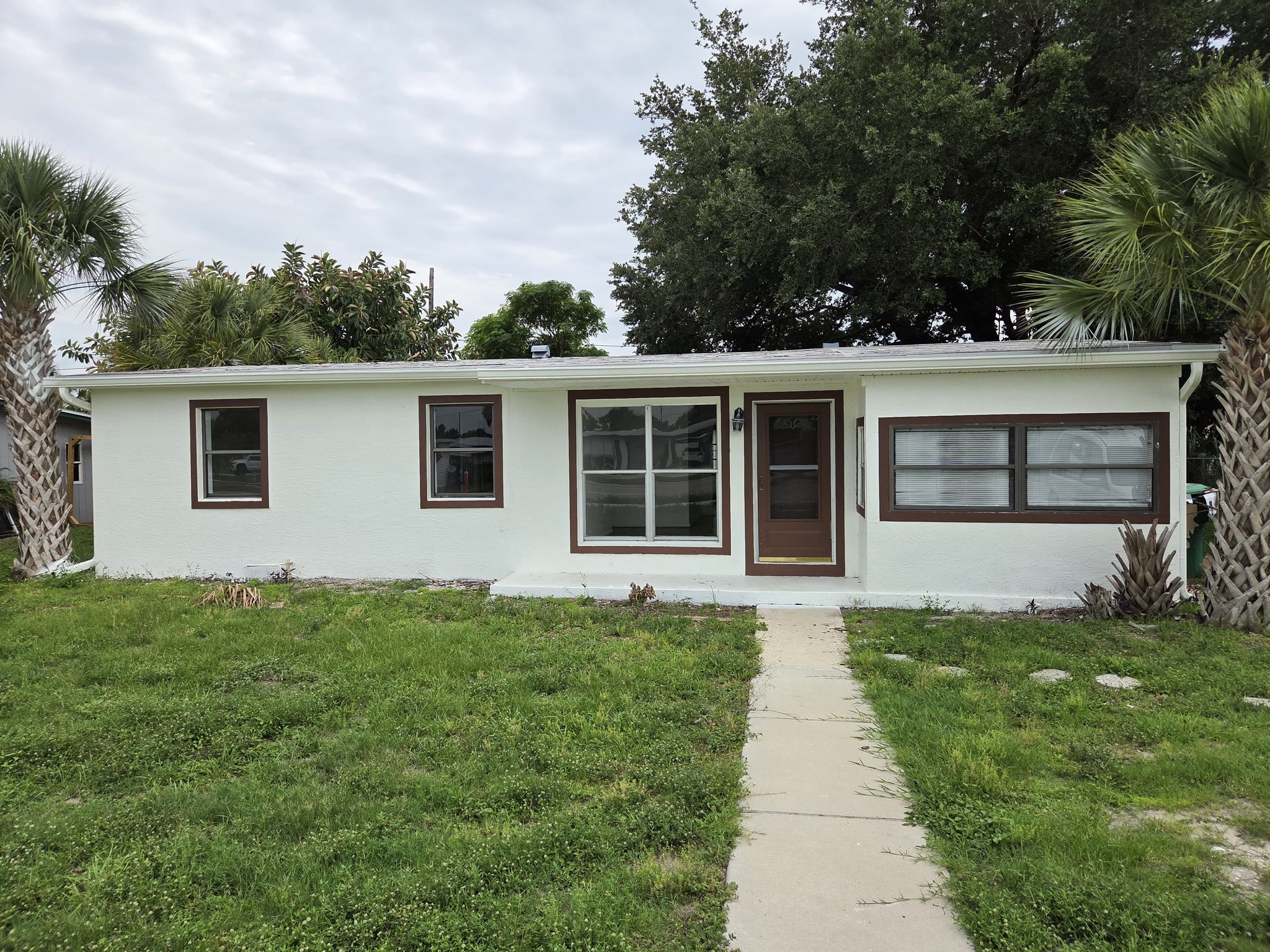 Port Charlotte House: 22137 Midway Blvd