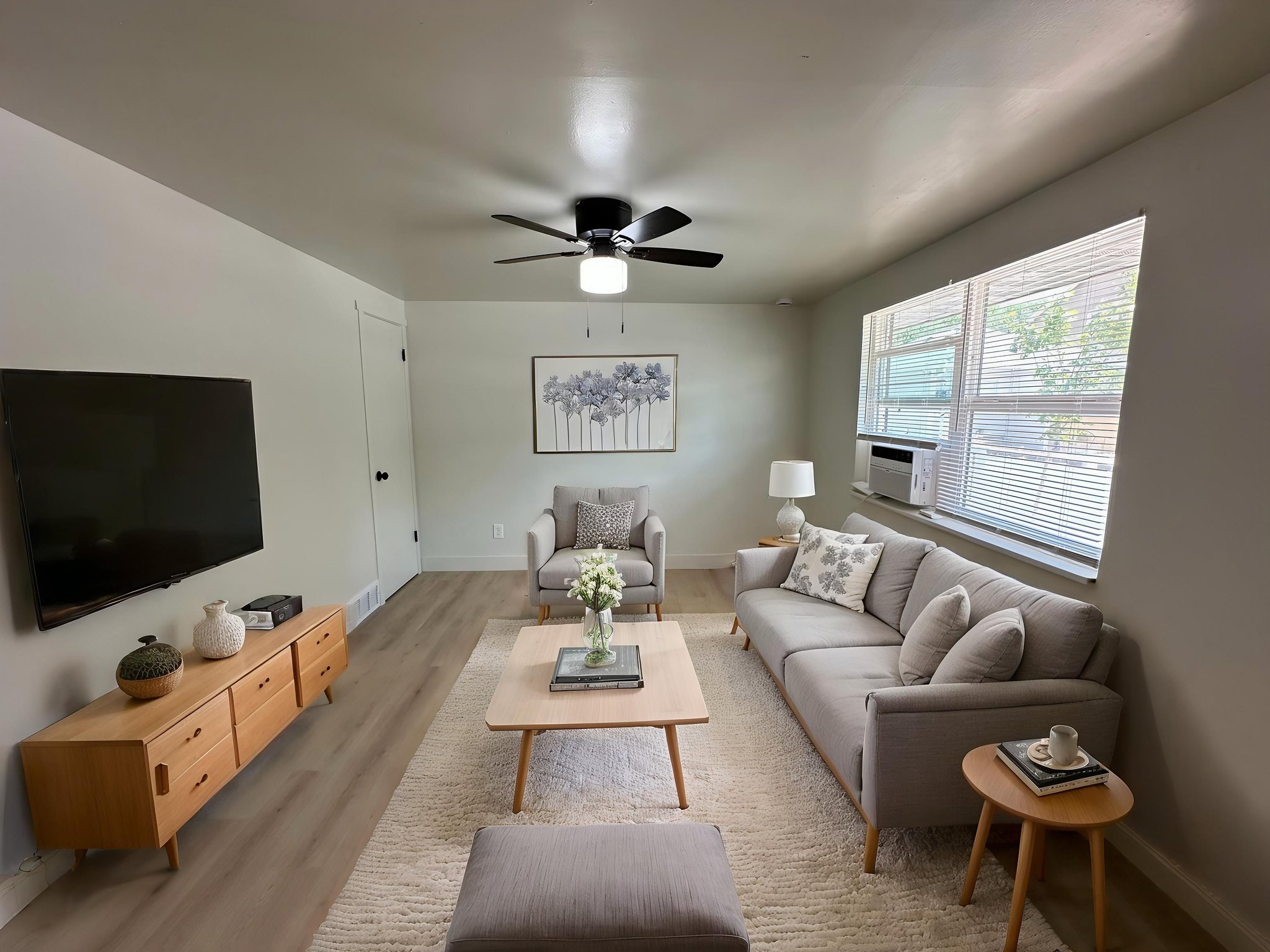 South Salt Lake Condo: 3440 S 200 E