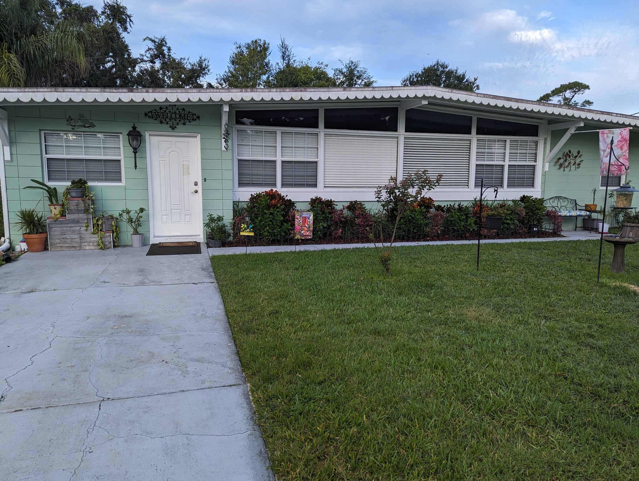 New Smyrna Beach House: 464 Judy Street