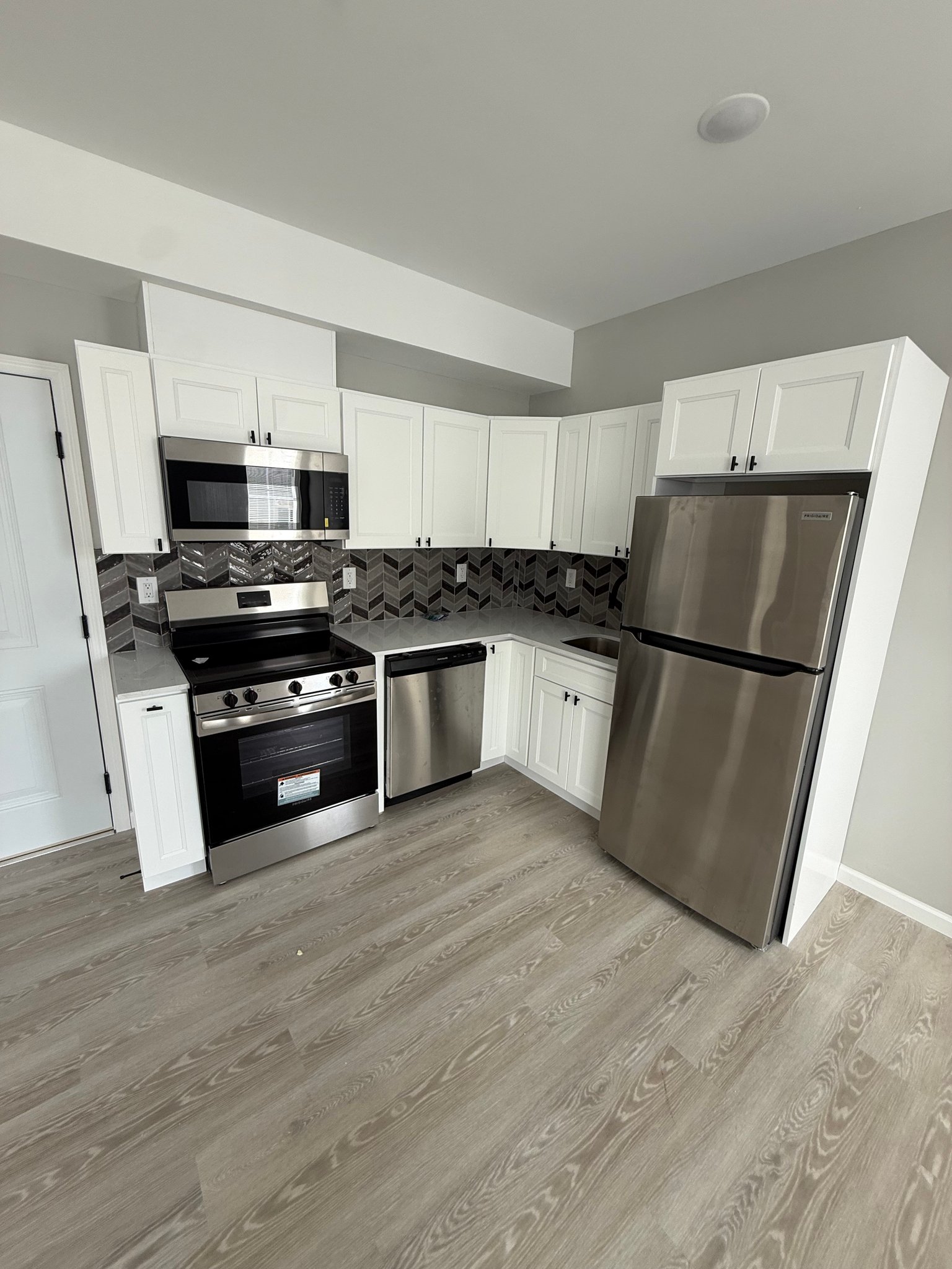 Paterson Apartment: 59 Pearl St