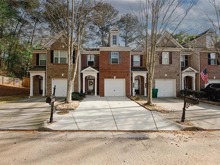 Stone Mountain Townhome: 1290 Adcox Sq