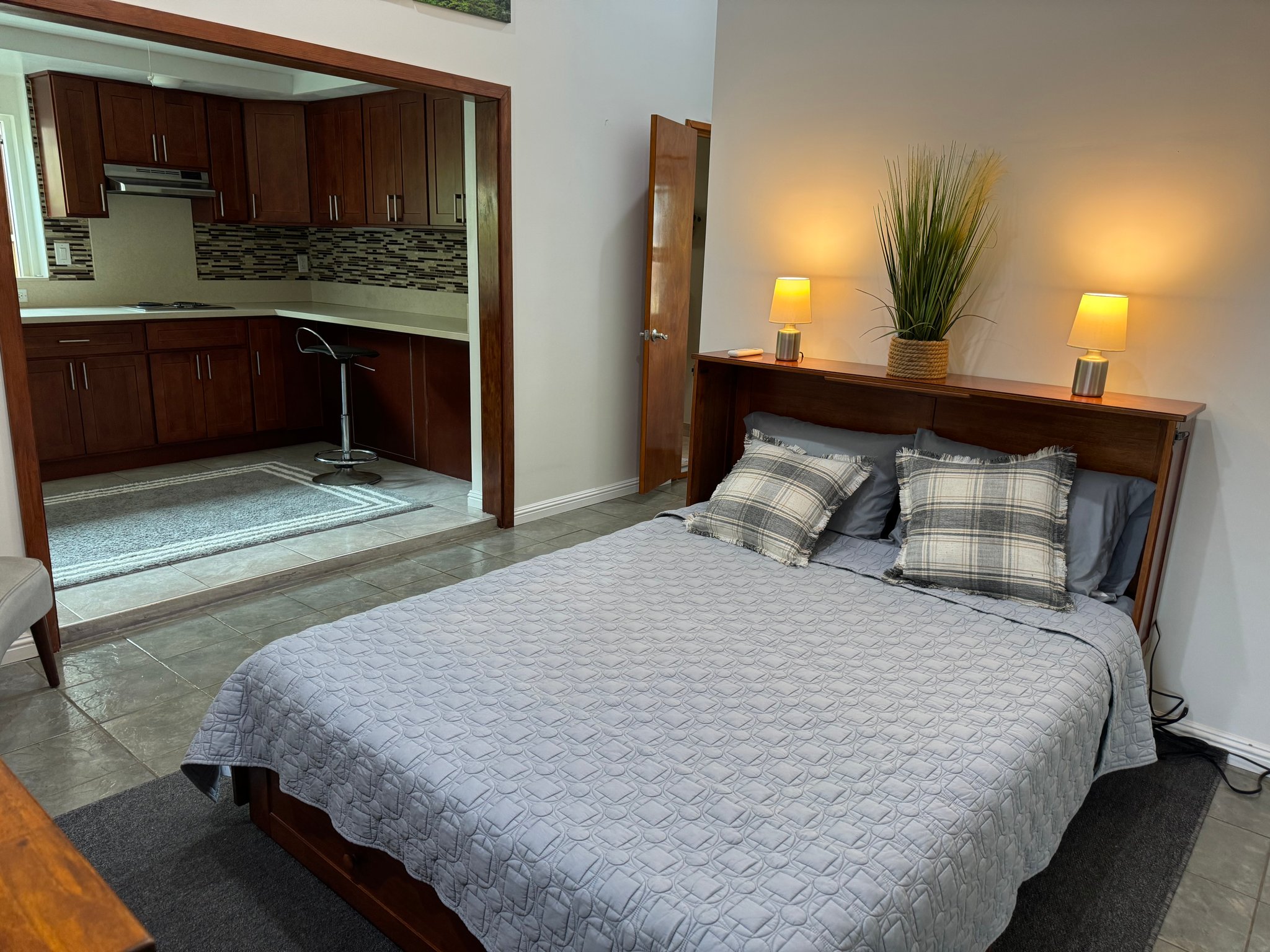 Kailua Apartment: 610 Uluoa St