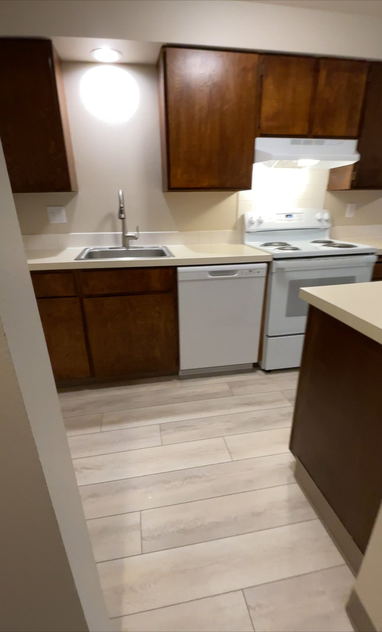 Spokane Apartment: 2715 West Euclid Avenue