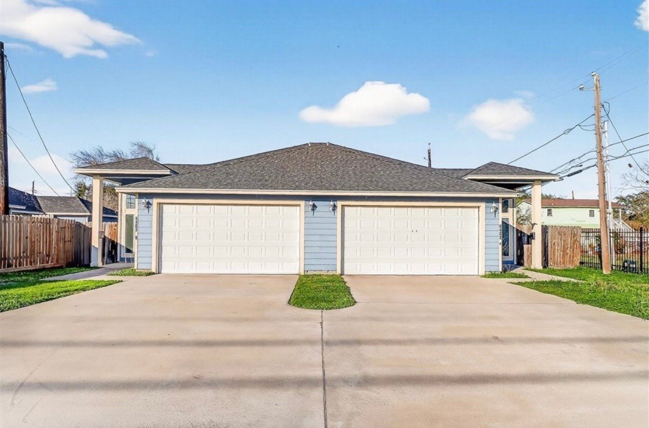 Corpus Christi Multiplex: 6402 Williams Dr