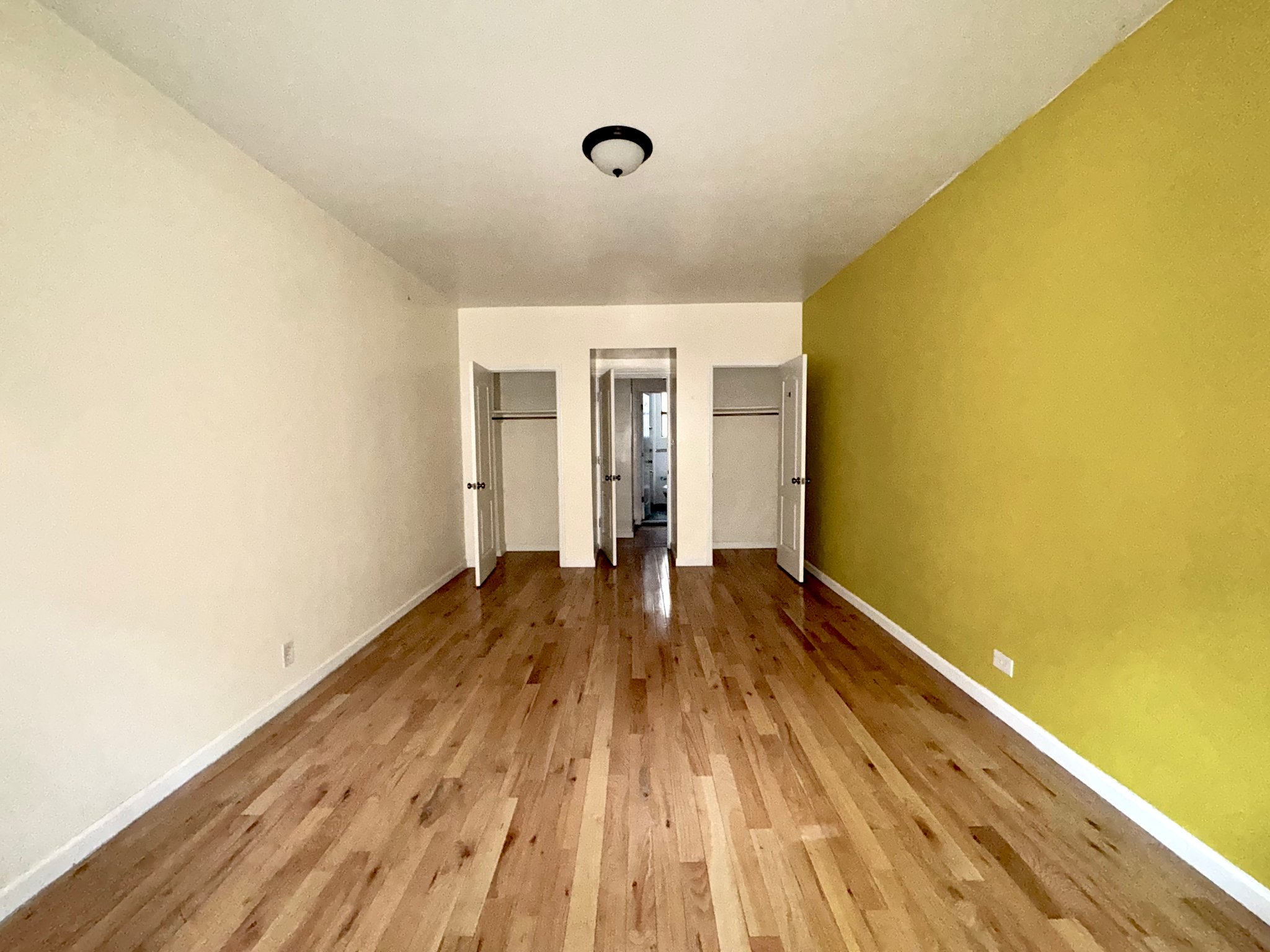 Brooklyn Apartment: 20 Crooke Ave