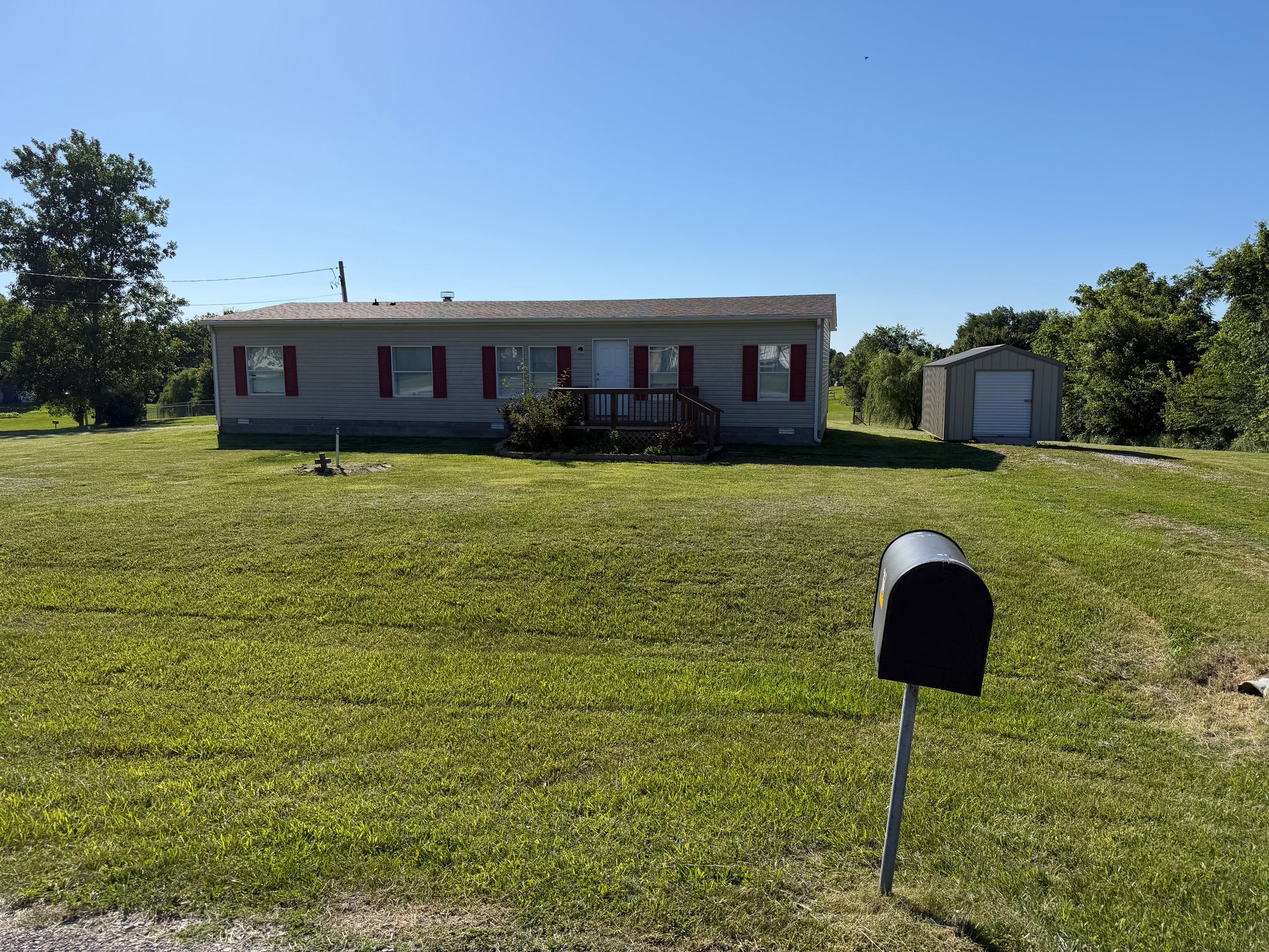 Ekron House: 764 Medley Dr