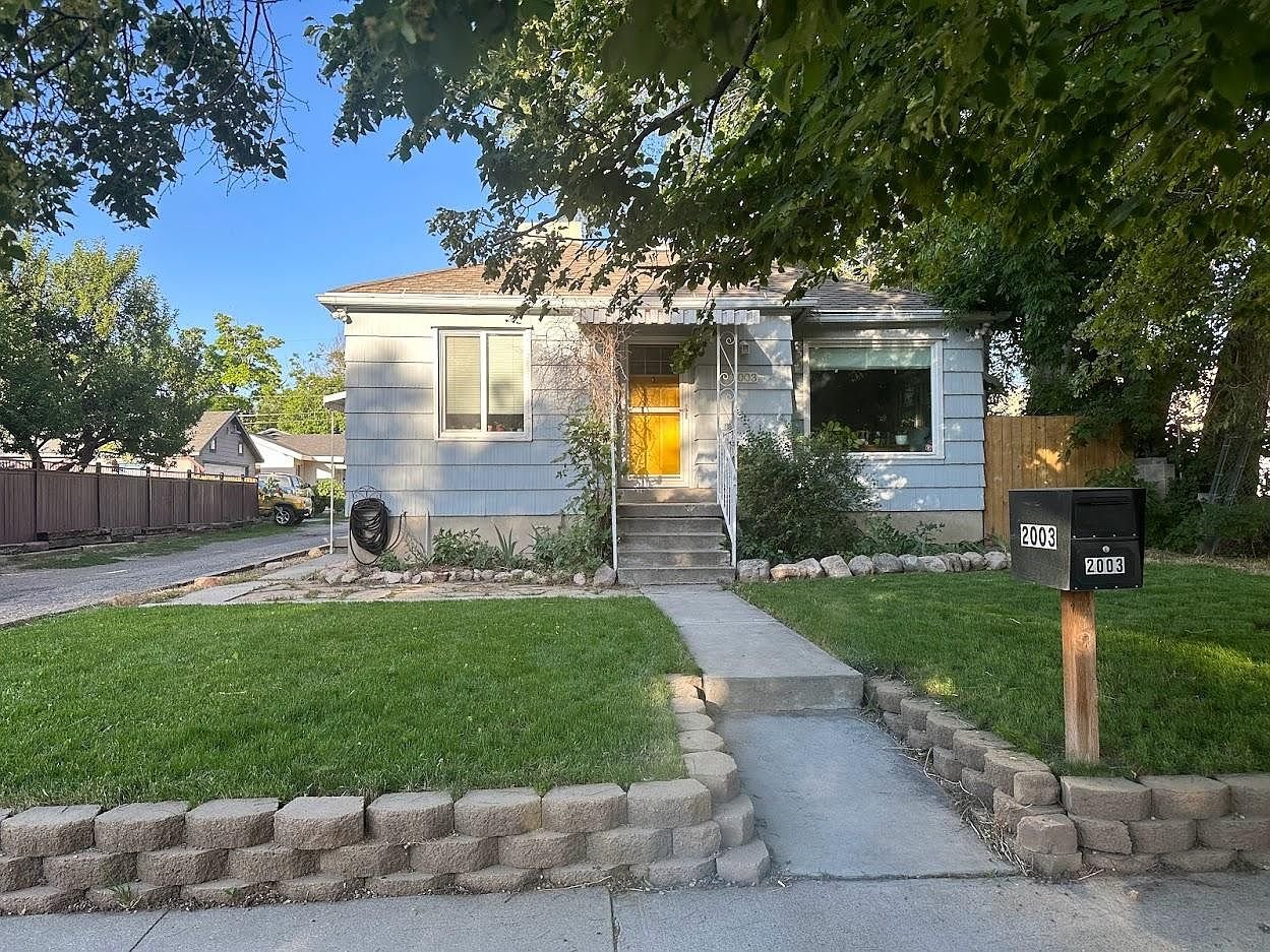 Salt Lake City House: 2003 S Lake St