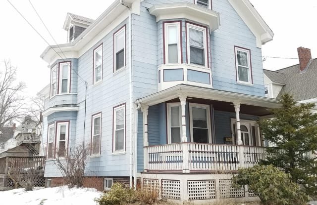 Malden Single Room: 28 Spring St