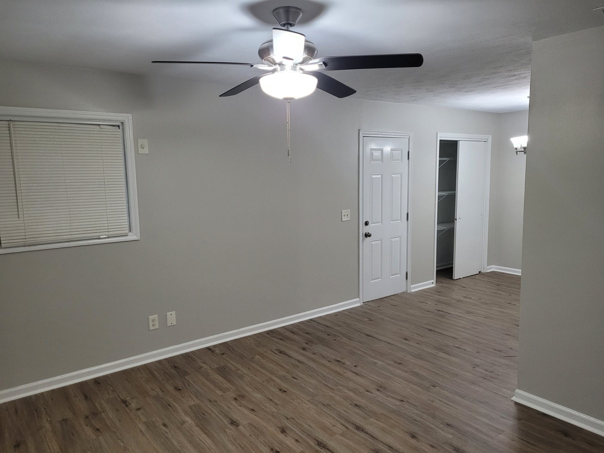 Columbus House: 1711 Floyd Rd