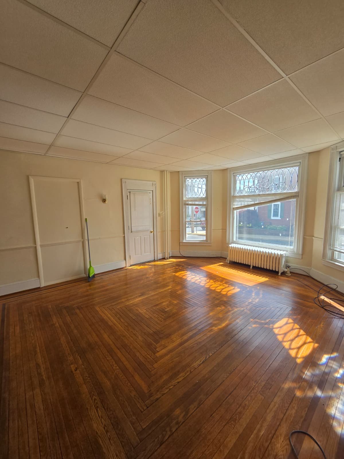Pen Argyl Multiplex: 437 George St,