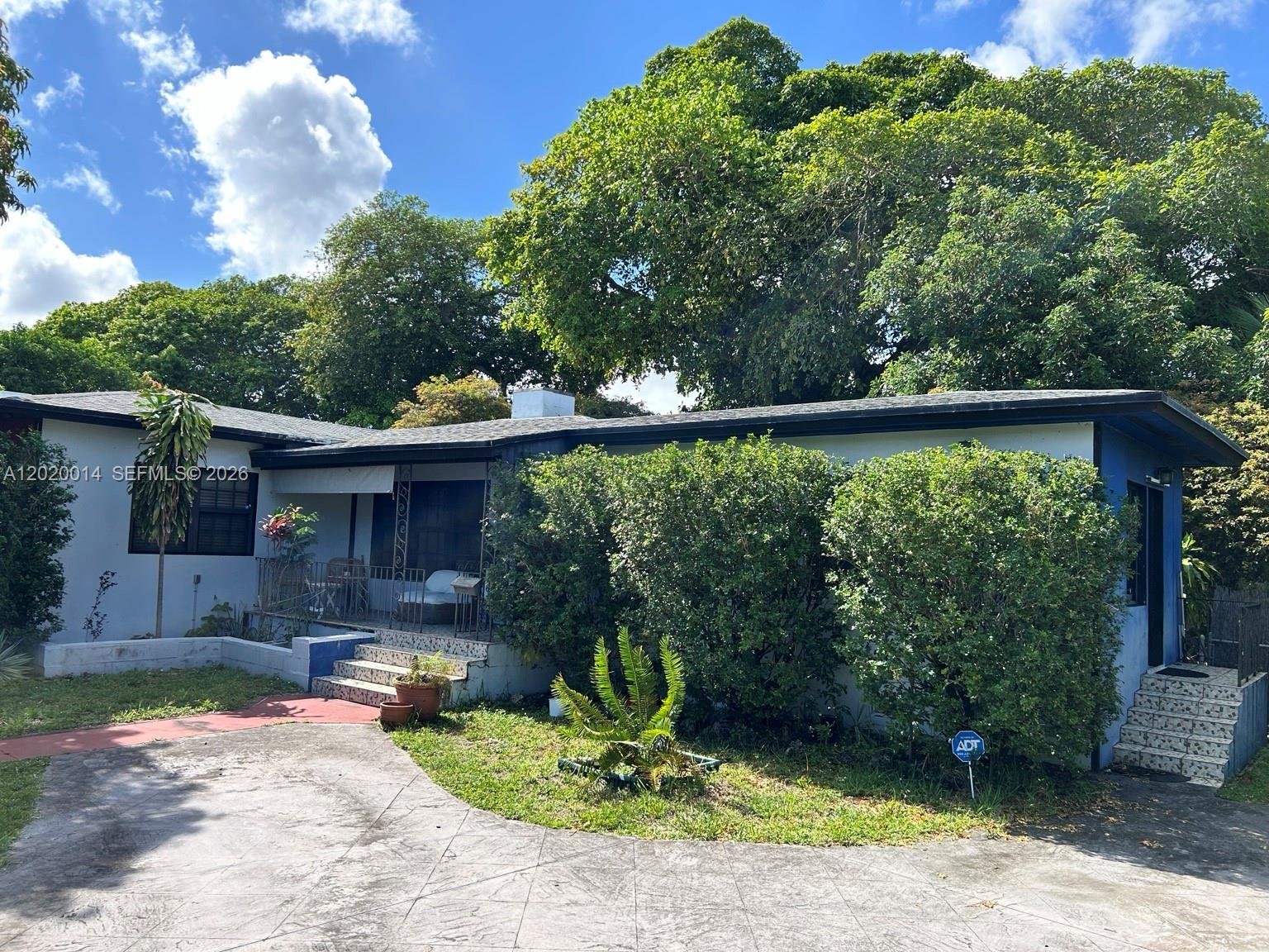 North Miami House: 535 NW 129th St