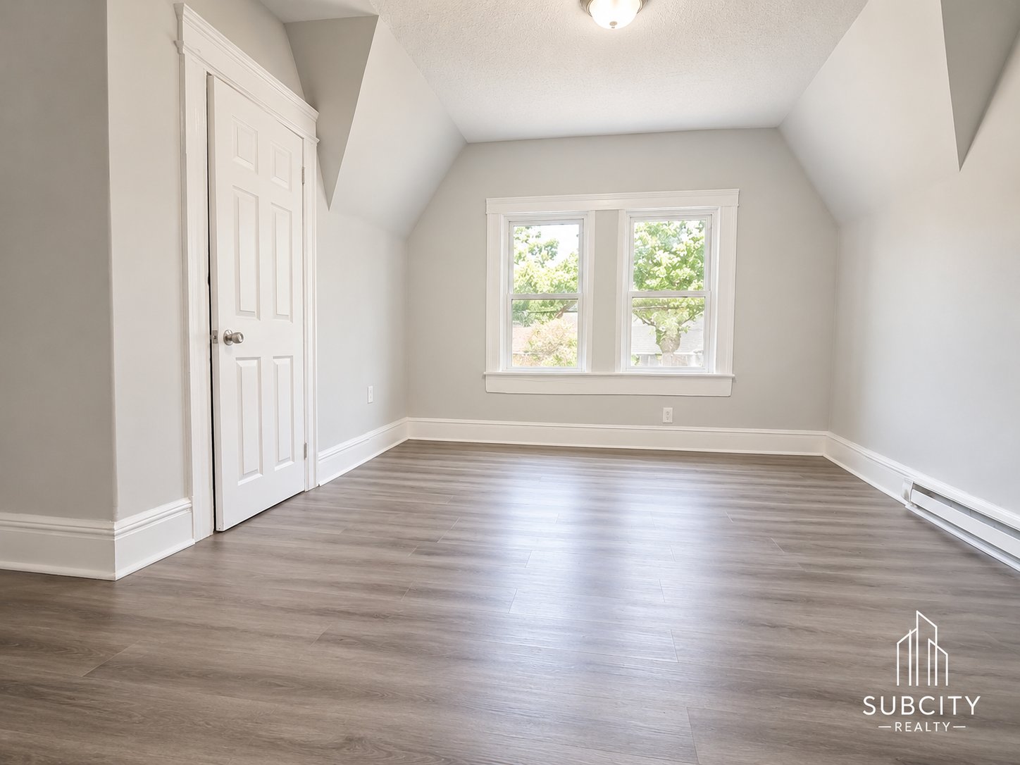 Newark Condo: 192 Seymour Ave