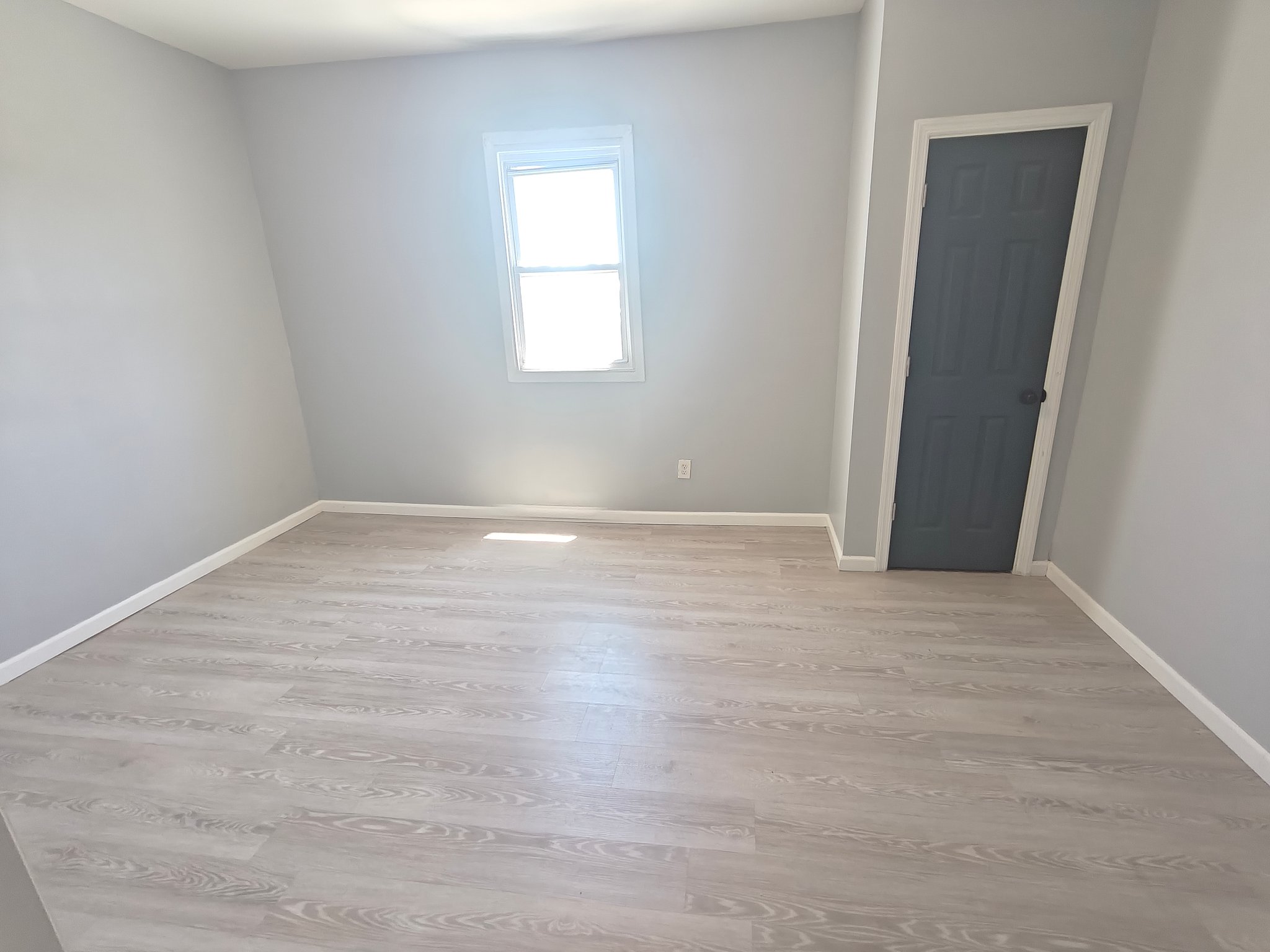 Irvington Condo: 319 Coit St
