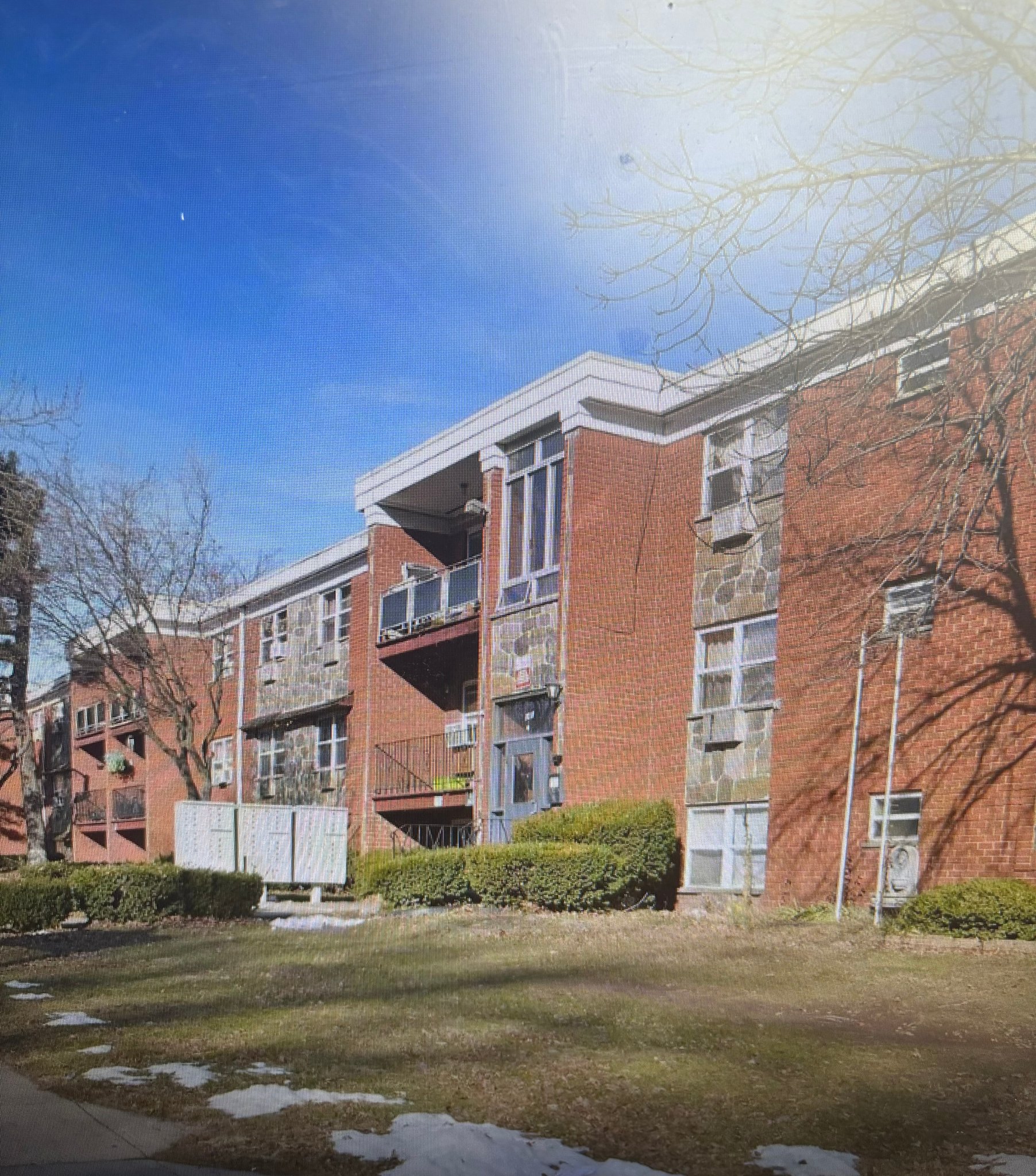 Orange Apartment: 363 Park Ave
