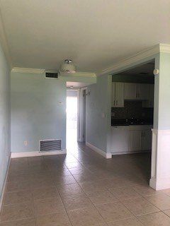 Vero Beach Apartment: 15 Vista Palm Lane