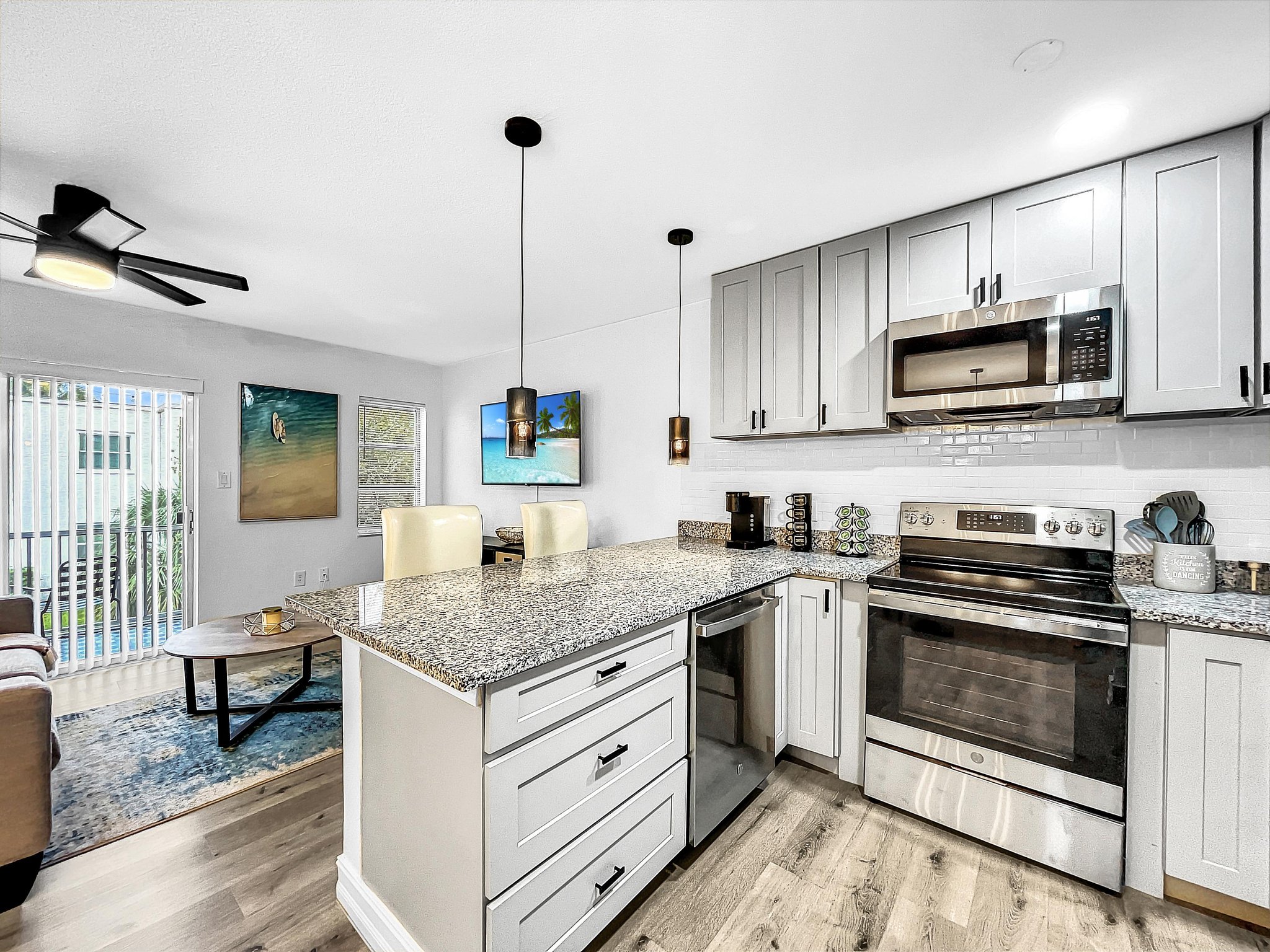 Clearwater Condo: 209 S McMullen Booth Rd