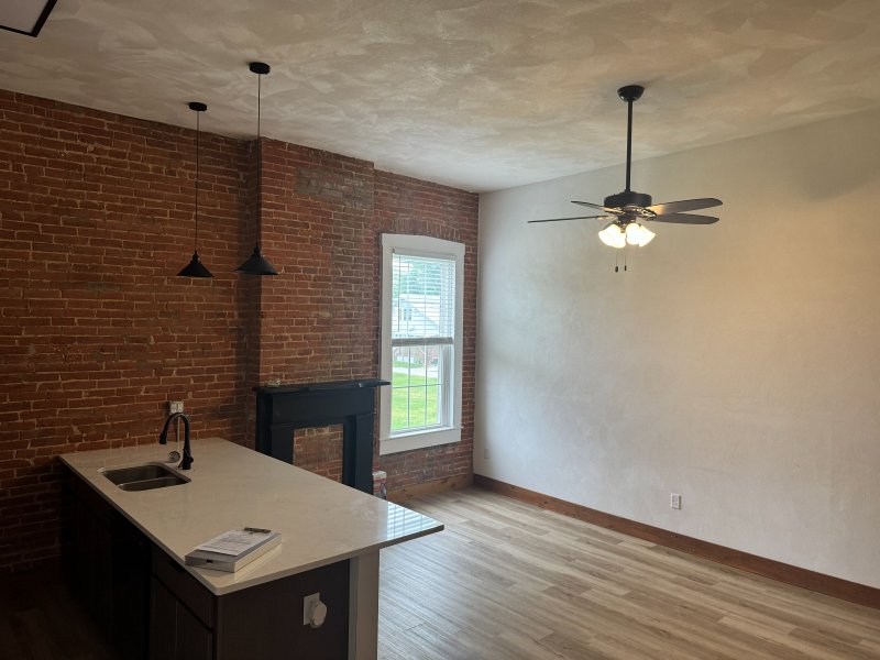 Lebanon Apartment: 117 East Stl Street
