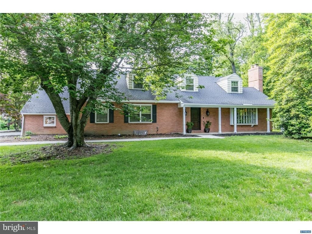Wilmington House: 107 Augustine Cut Off