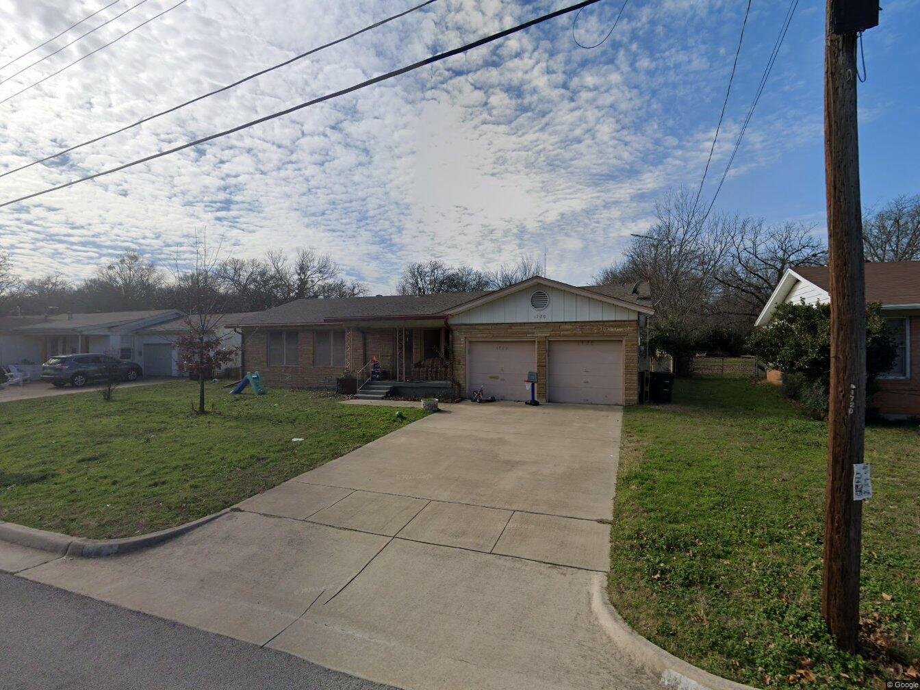 Fort Worth House: 1720 Montclair Drive