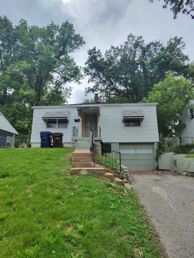 saint louis House: 515 coppinger drive