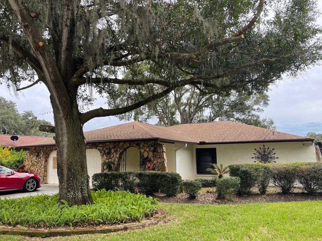 Port Richey House: 7409 Lake Forest Cir