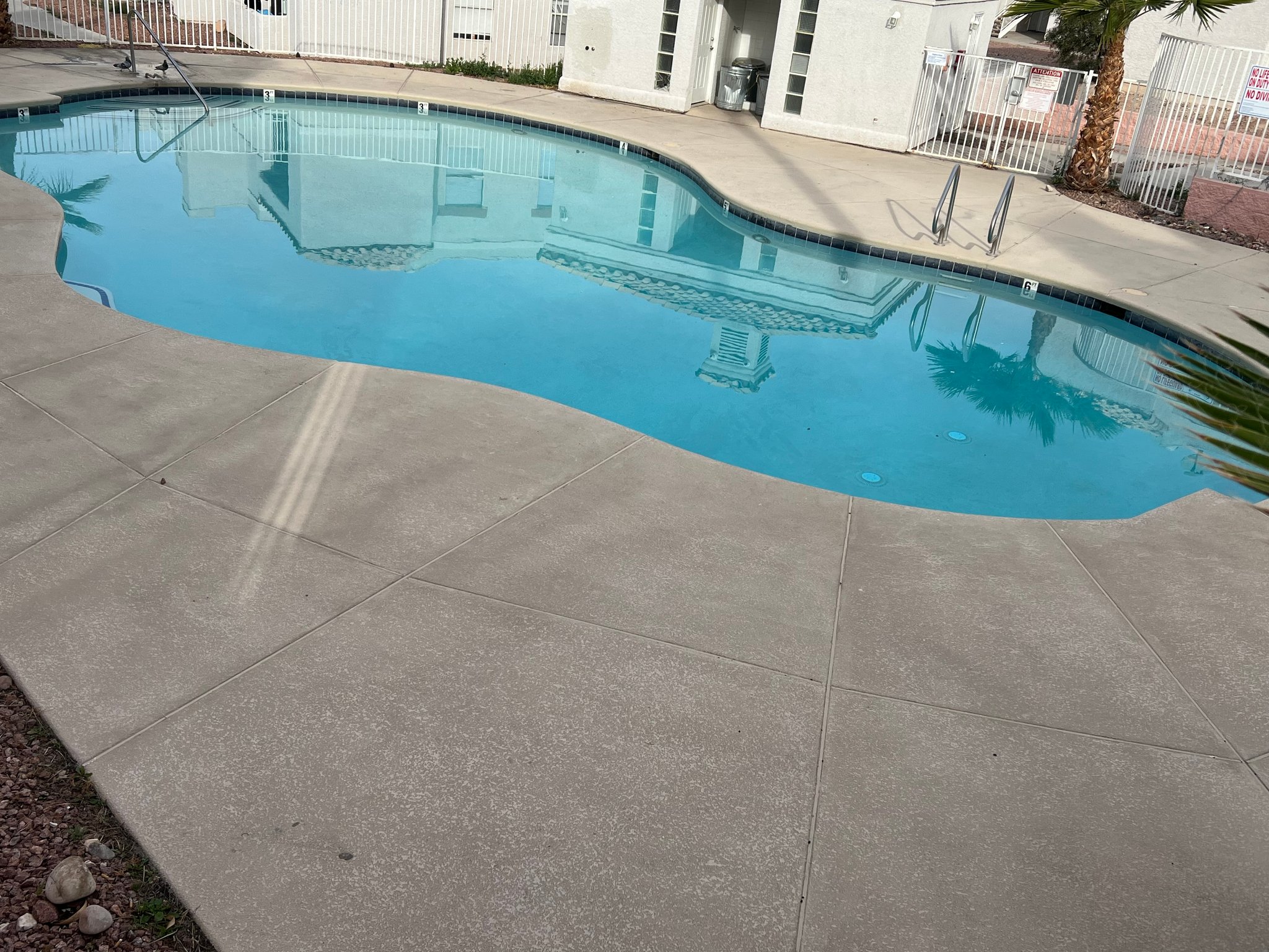 Las Vegas Condo: 6800 E Lake Mead Blvd