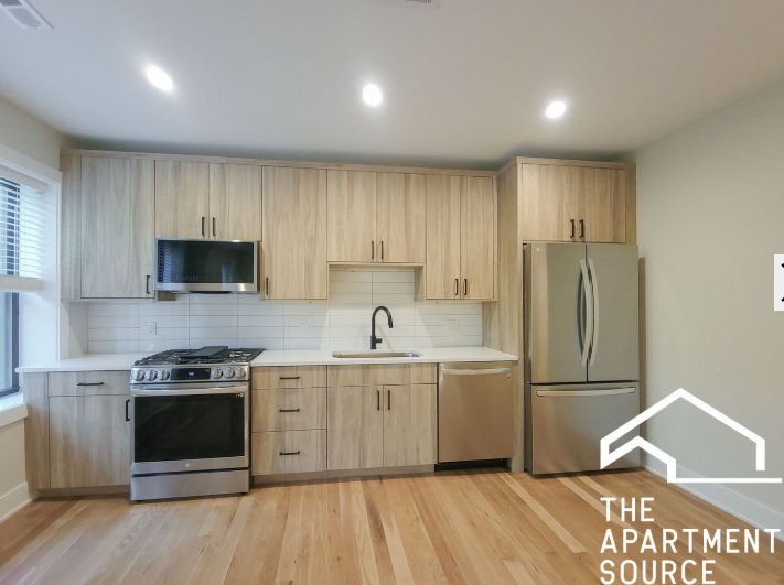Chicago Condo: 2239 N Bissell St
