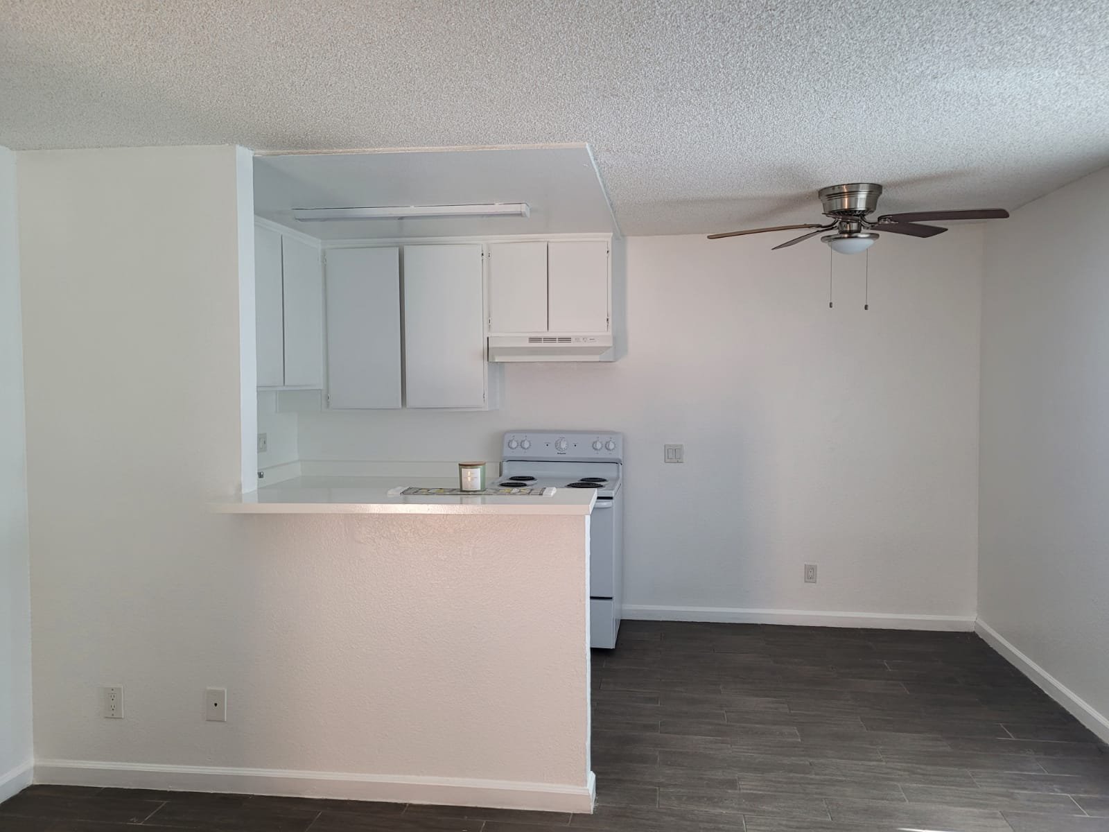 Palmdale Apartment: 38572 10th Place East