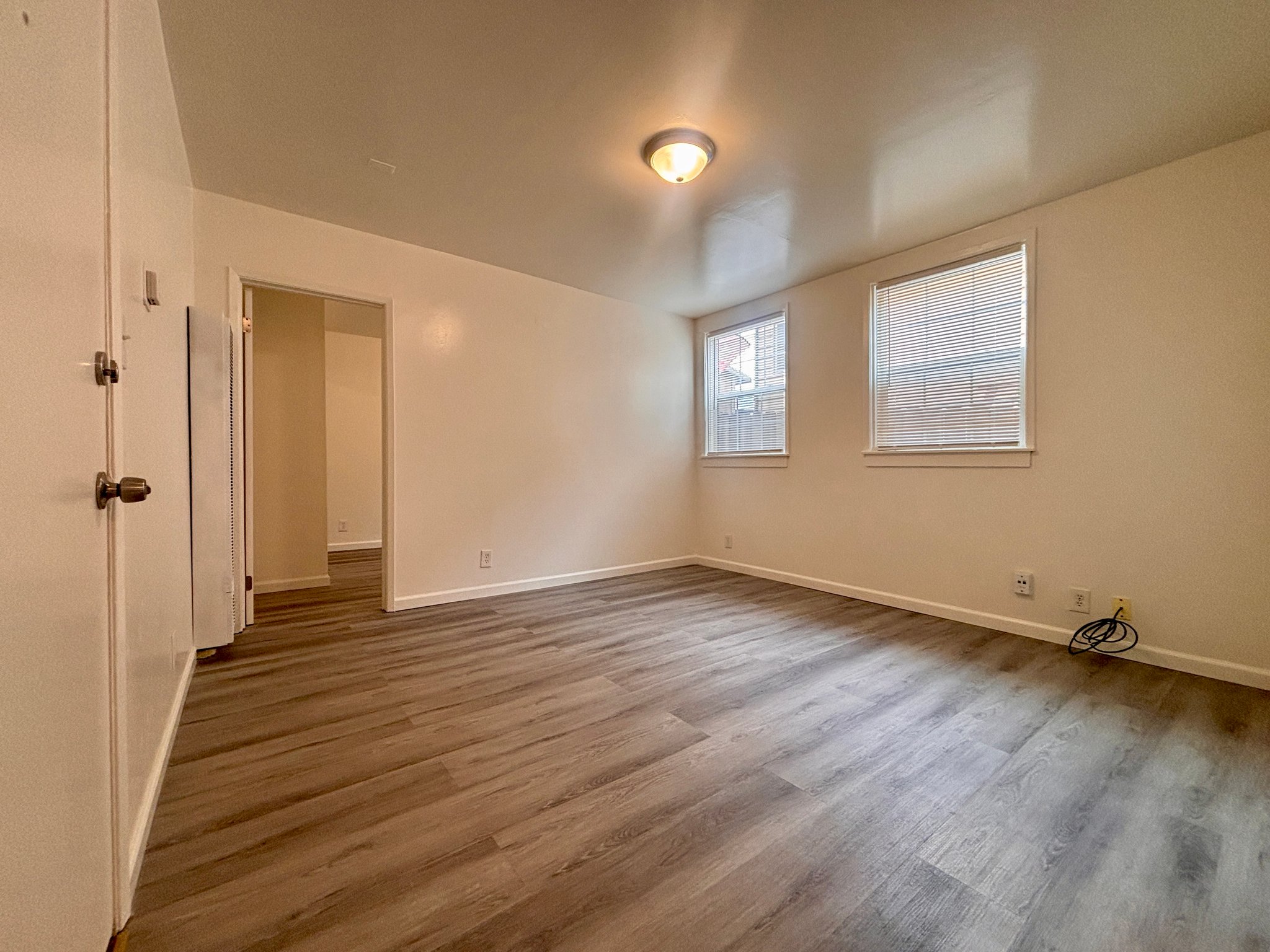 Oakland Multiplex: 1403 21st Ave,#103