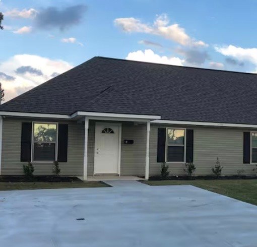 Lake Charles Multiplex: 116A Bilbo Street