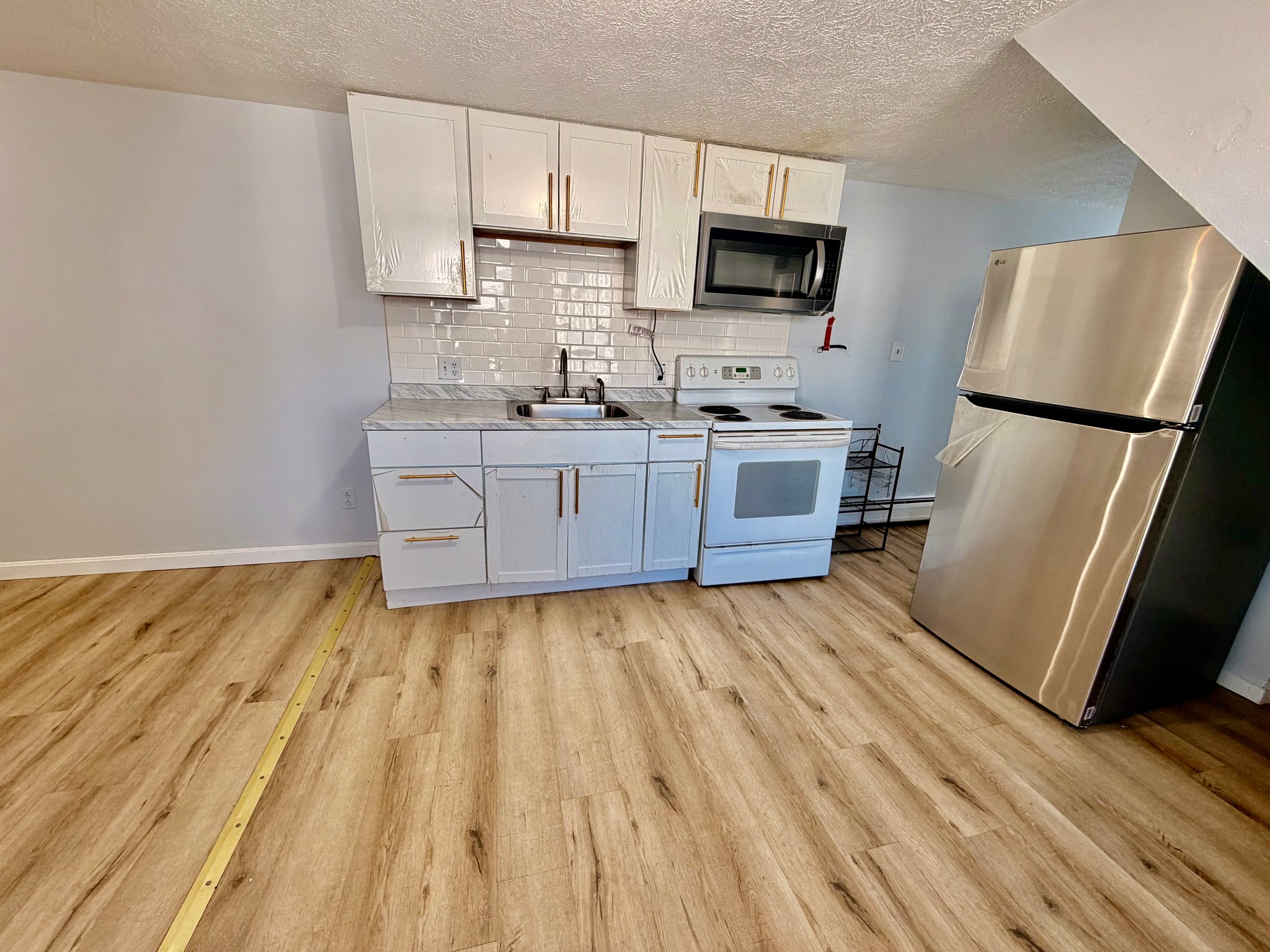 Lewiston Apartment: 125 Pierce St