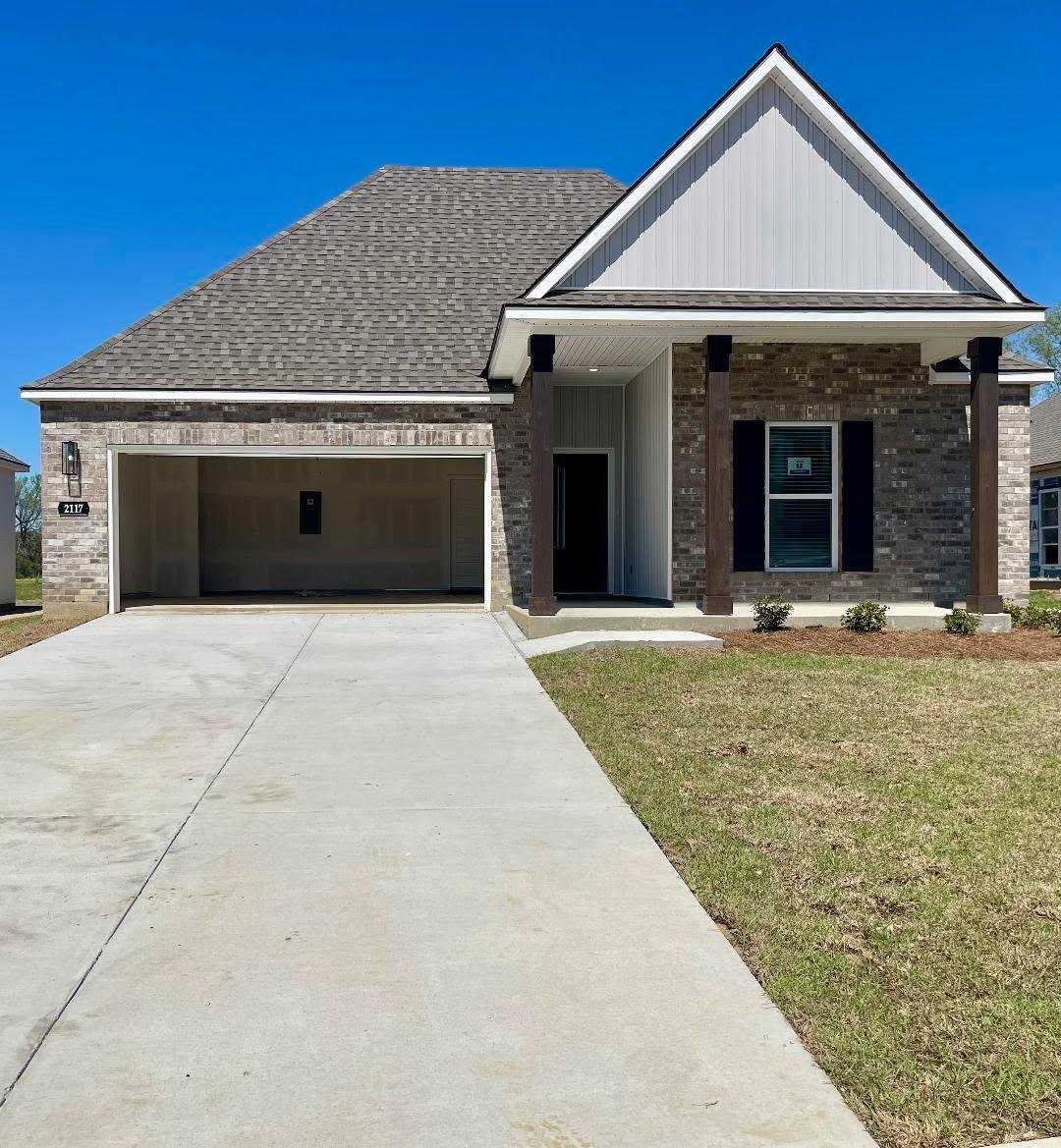 Zachary House: 2117 Clark Ave