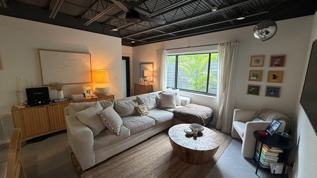 FORT LAUDERDALE Multiplex: 604 NE 9TH AVE UNIT 3