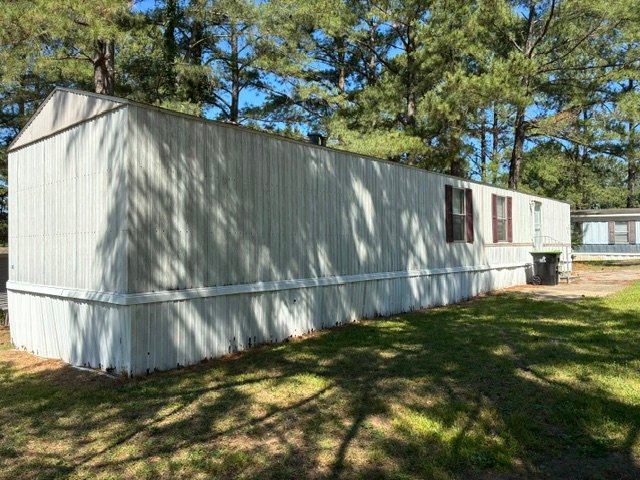Raleigh House: 1708 Orchard Farm Lane
