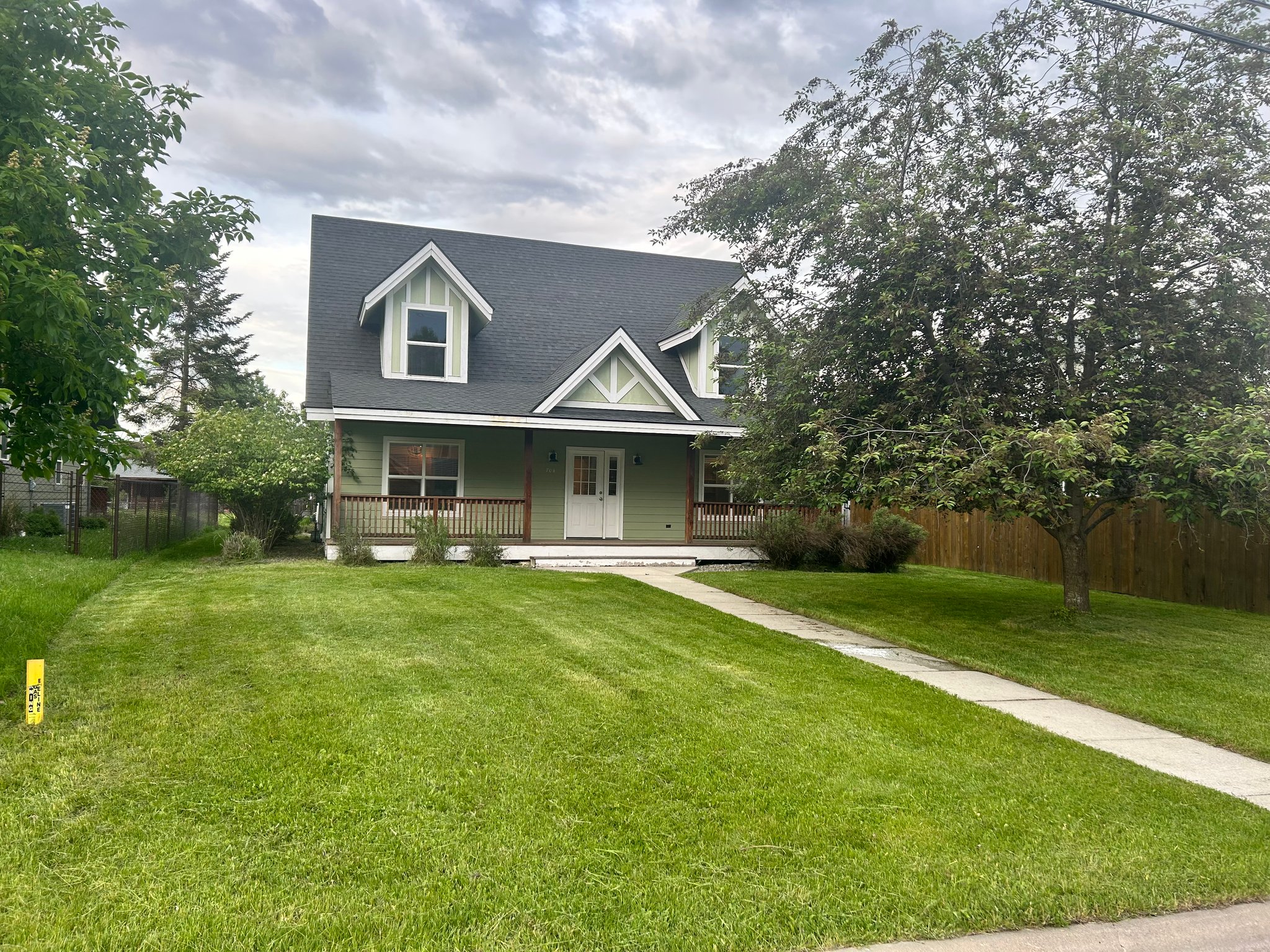Whitefish House: 123 Aspen Grove Ct